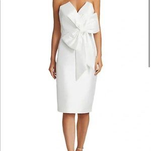 Badgley Mischka Scupture Bow-Front Strapless Dress: Size 12, White